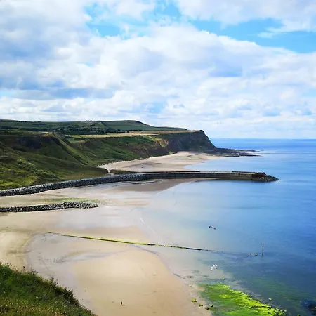 Seascape Holiday home Carlin How